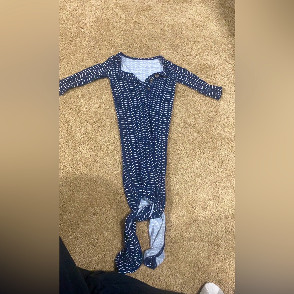 Lou Lou newborn tie
